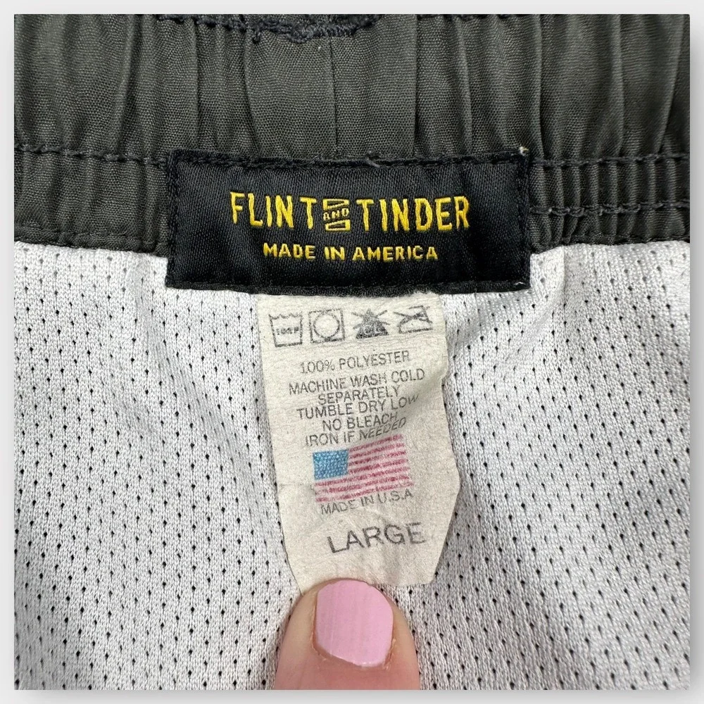 Flint and Tinder‎ Shorts Mens L Green Swim Trunks Mesh Lined Drawstring USA 7